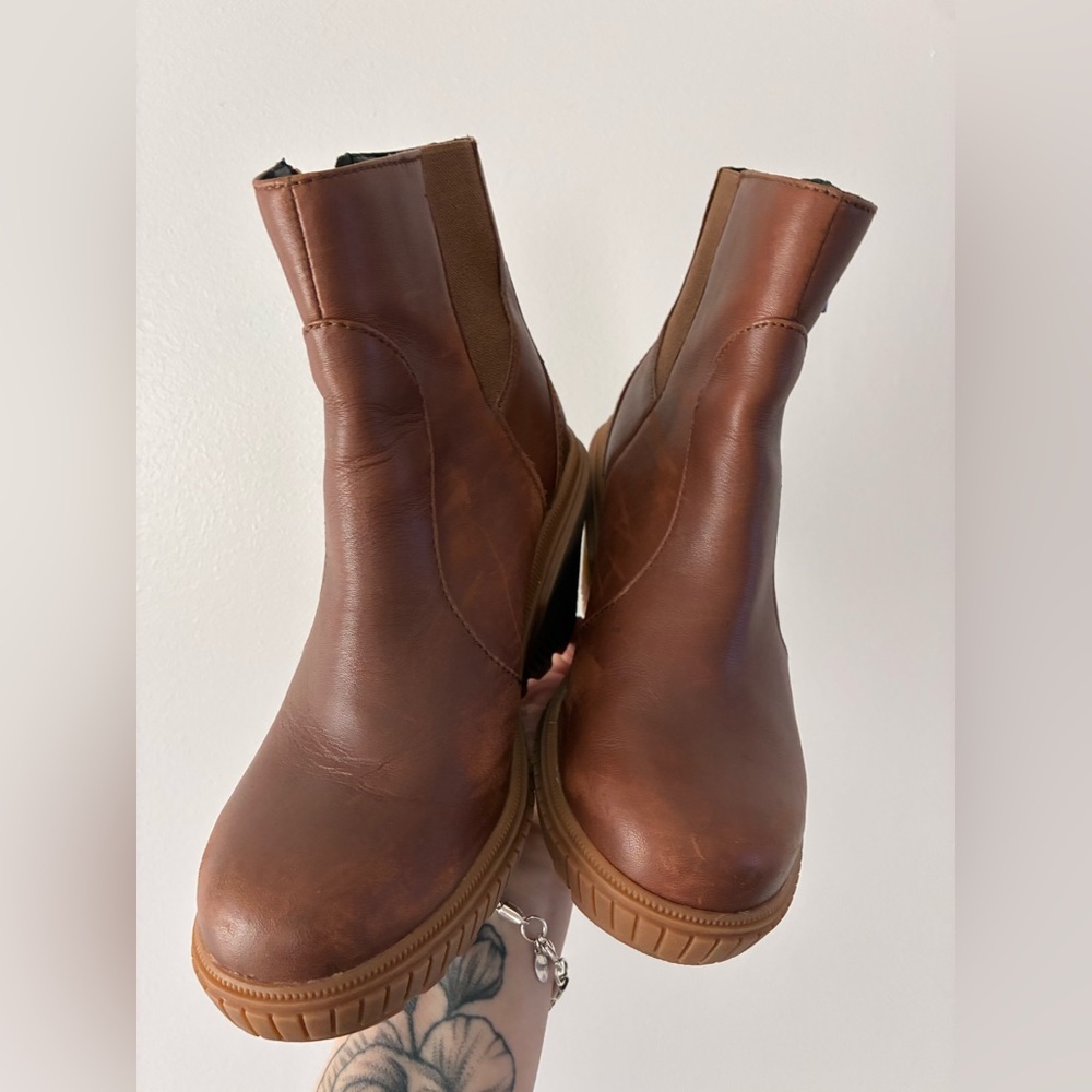 Sorel Brown Leather Platform Ankle Boots with Chunky Heel - Picture 4 of 6